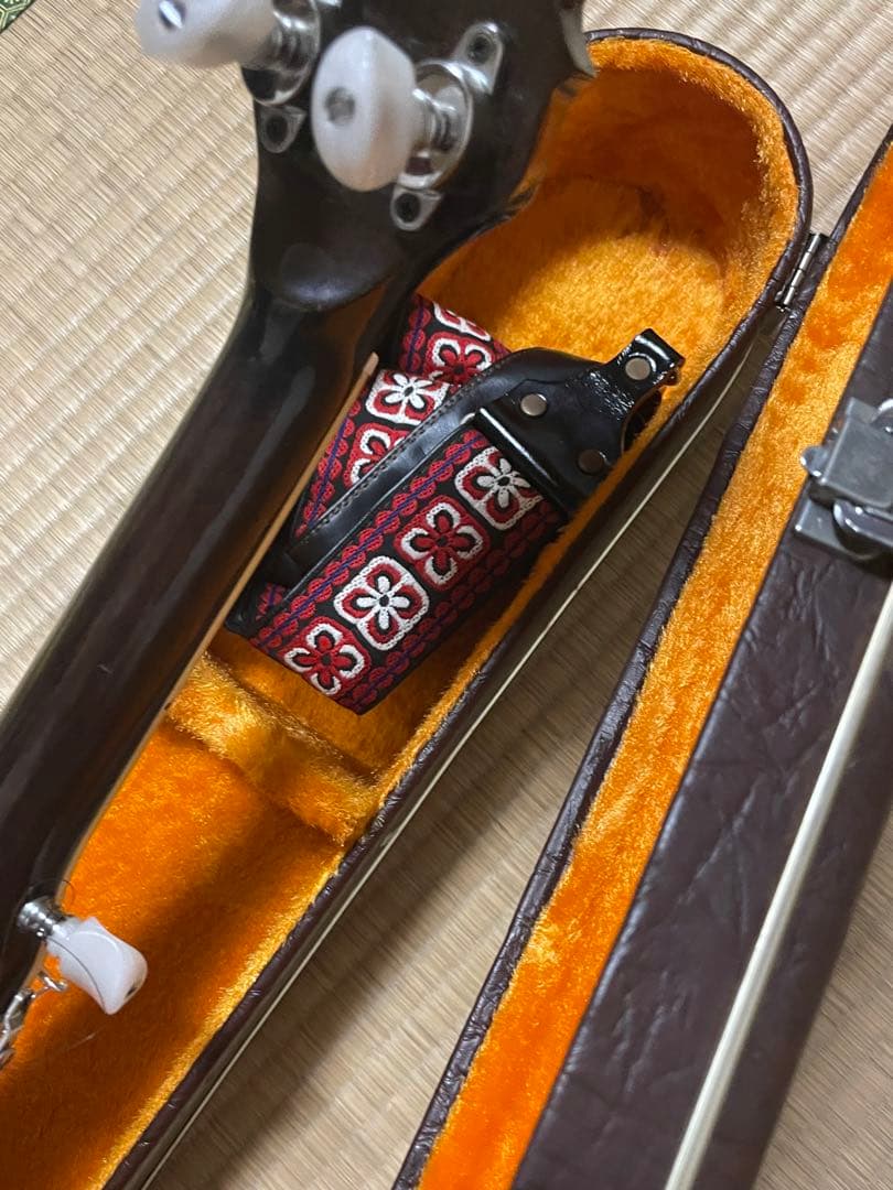 Tenesyバンジョー／五弦カポ・ストラップ付き