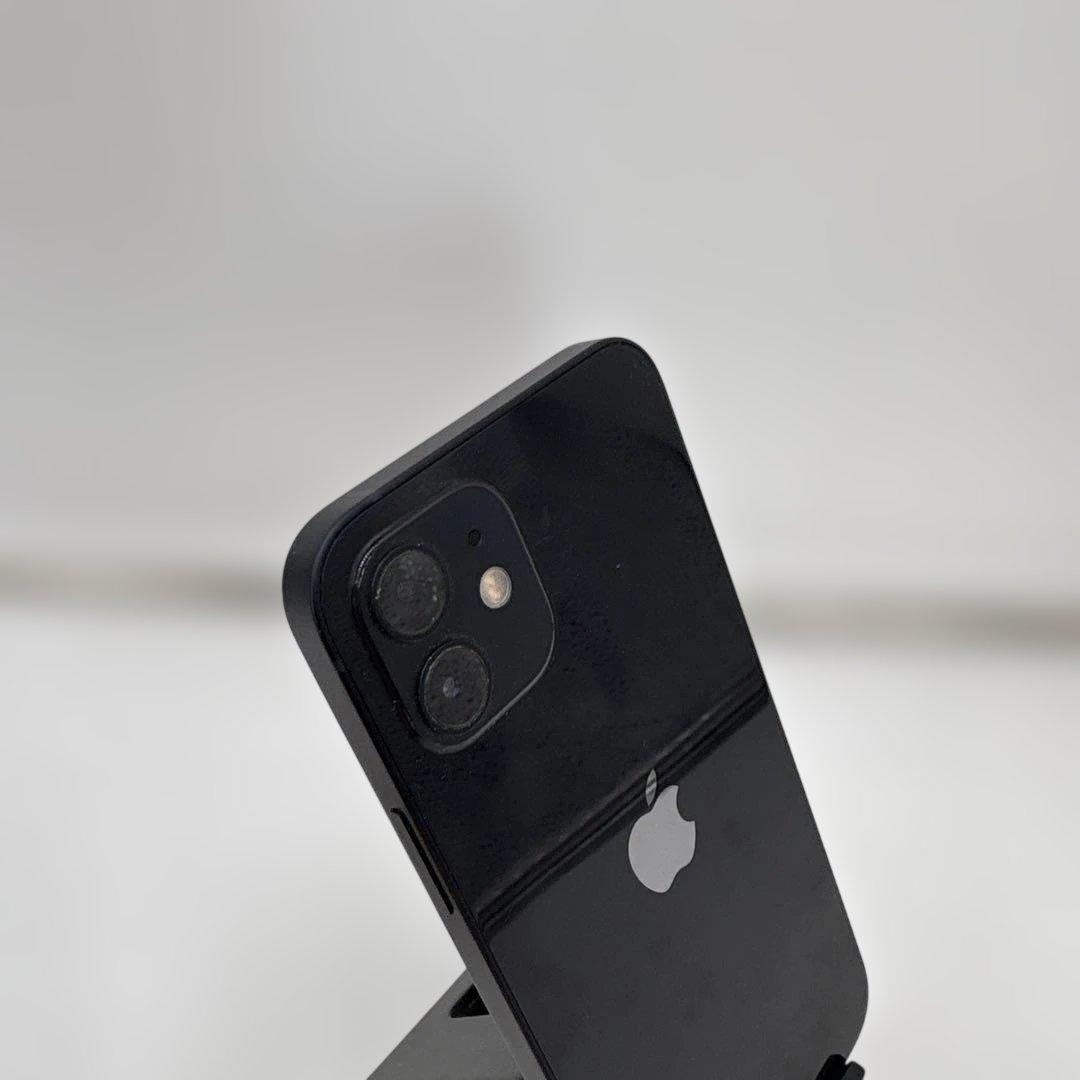 超美品　iPhone 12 128GB