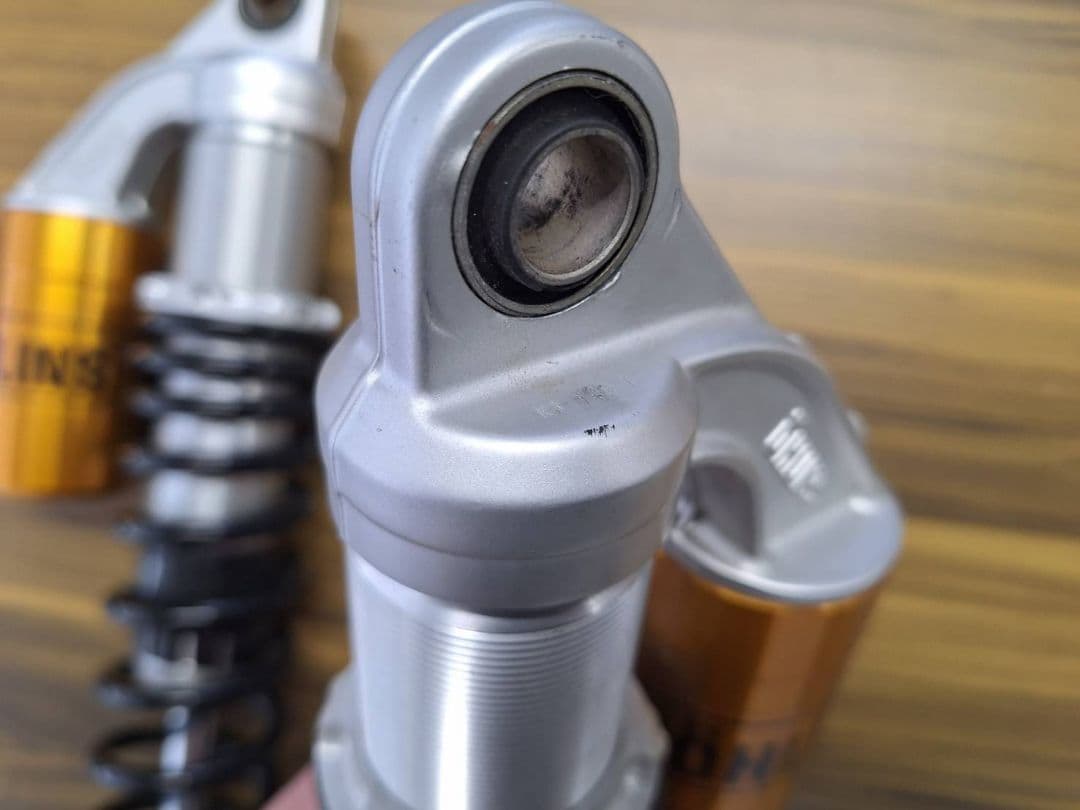 チャーハンパパ様【専用】ゼファー　オーリンズ　リアサス