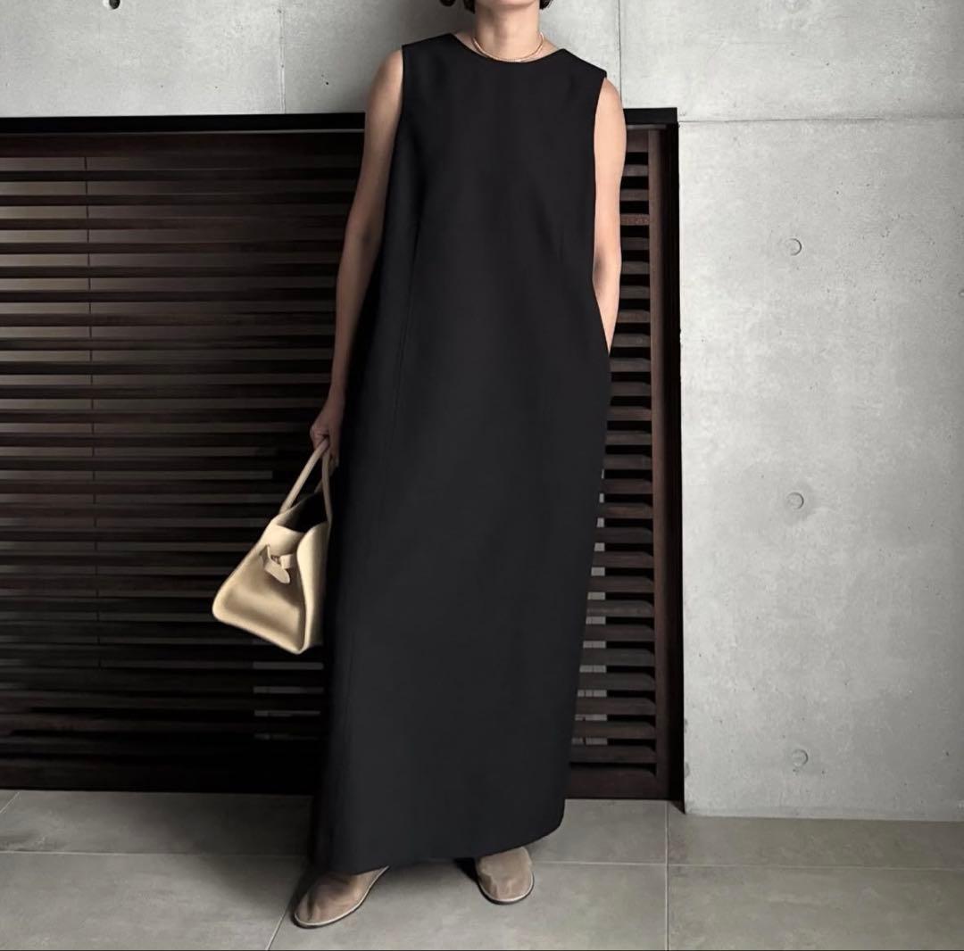 ⭐︎専用【LOHEN 】LINE 2WAY ONE PIECE 黒　新品タグ付き