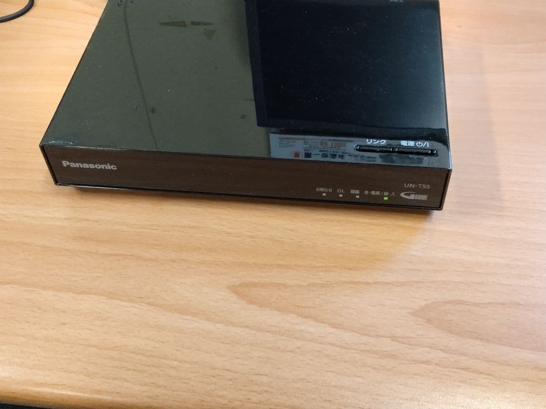 (送料無料鹿児島発)美品 Panasonic ビエラ UN-15T5-K 箱付き