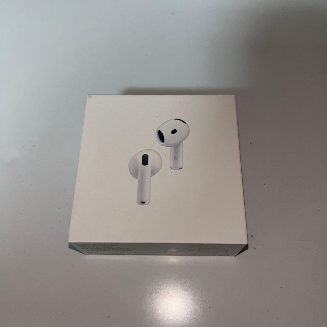 ☆新品未開封☆ AirPods 4 アクティブノイズキャンセリング機能付き
