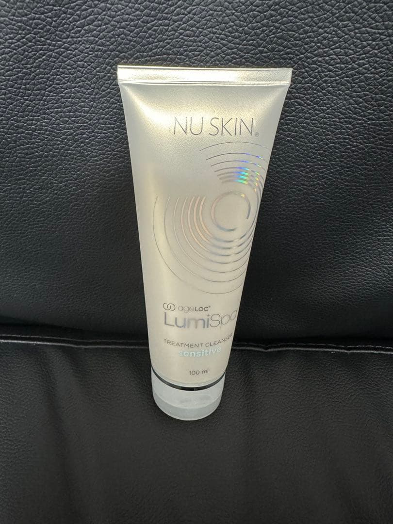 NU SKIN LumiSpa 音波振動洗顔器 専用クレンザー付き