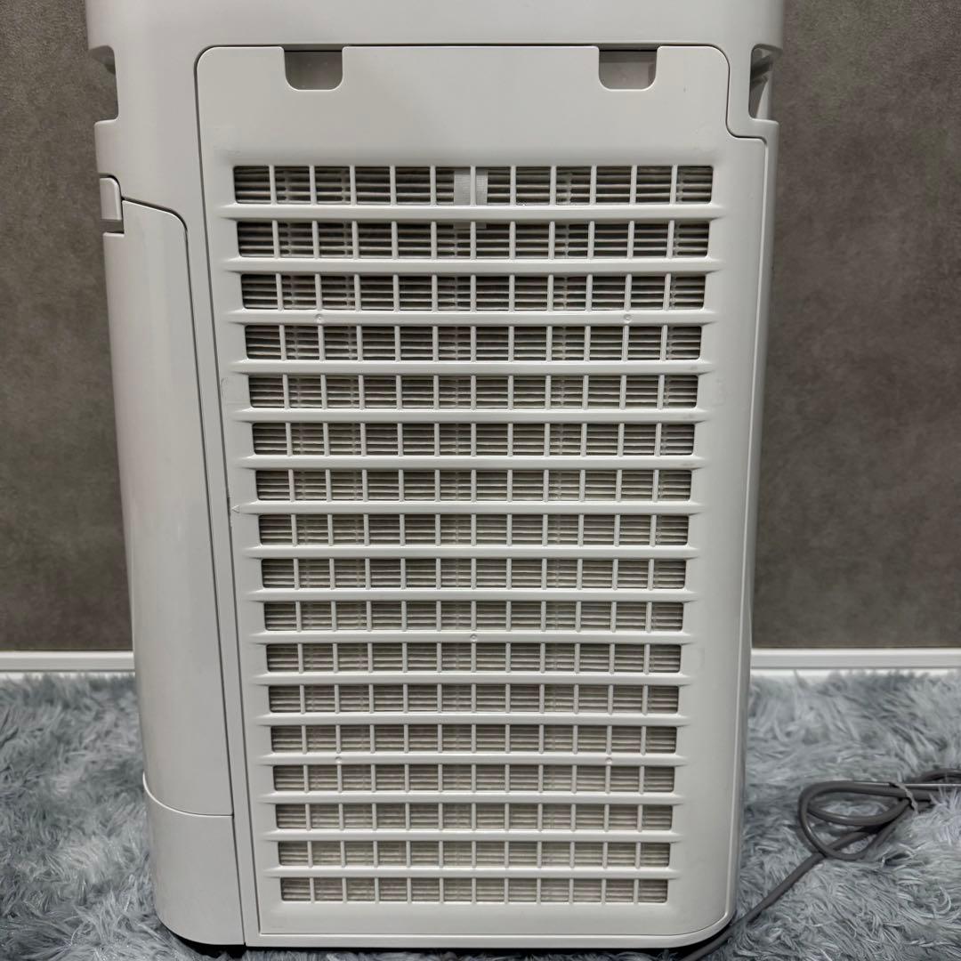 【✨美品✨2023年製】SHARP 加湿空気清浄機　KC-R50-W