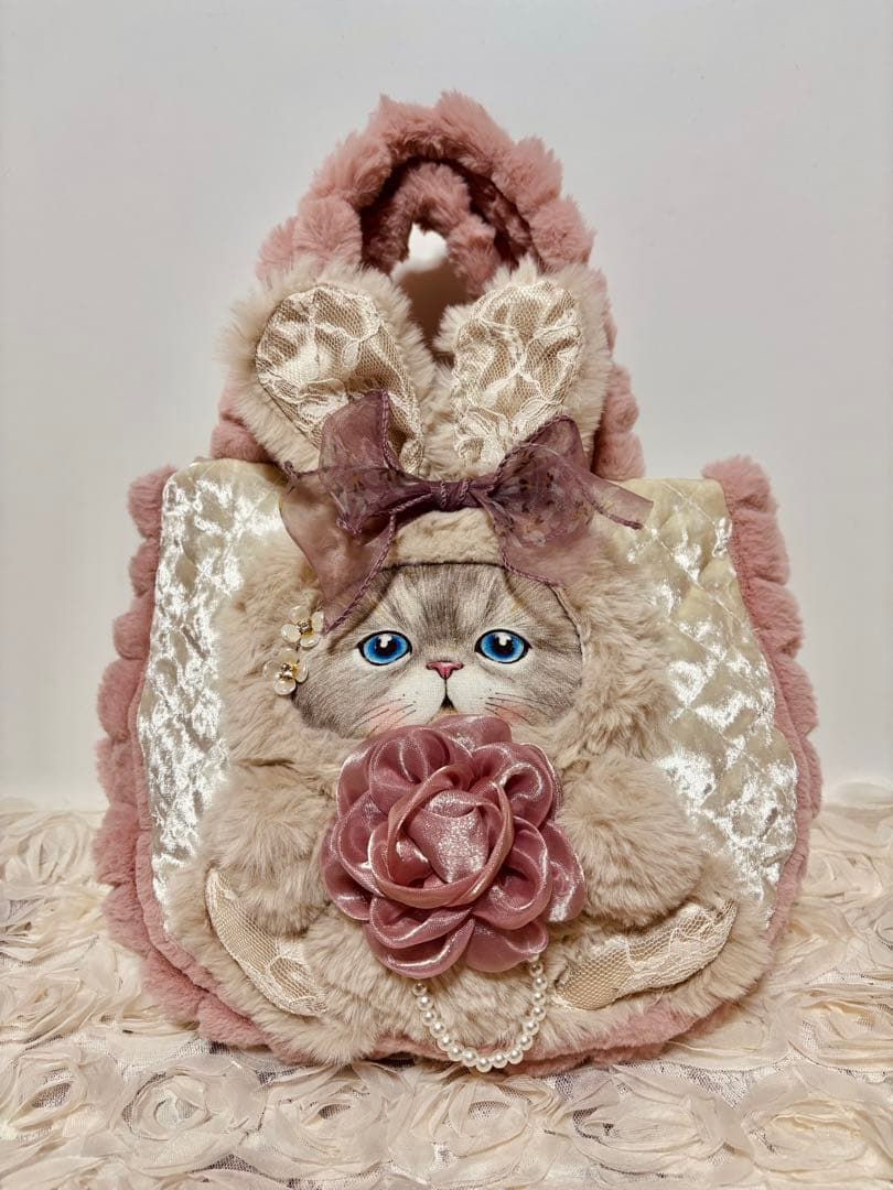 コヤンイサムチョン　ピンクファーの コロリンバッグ