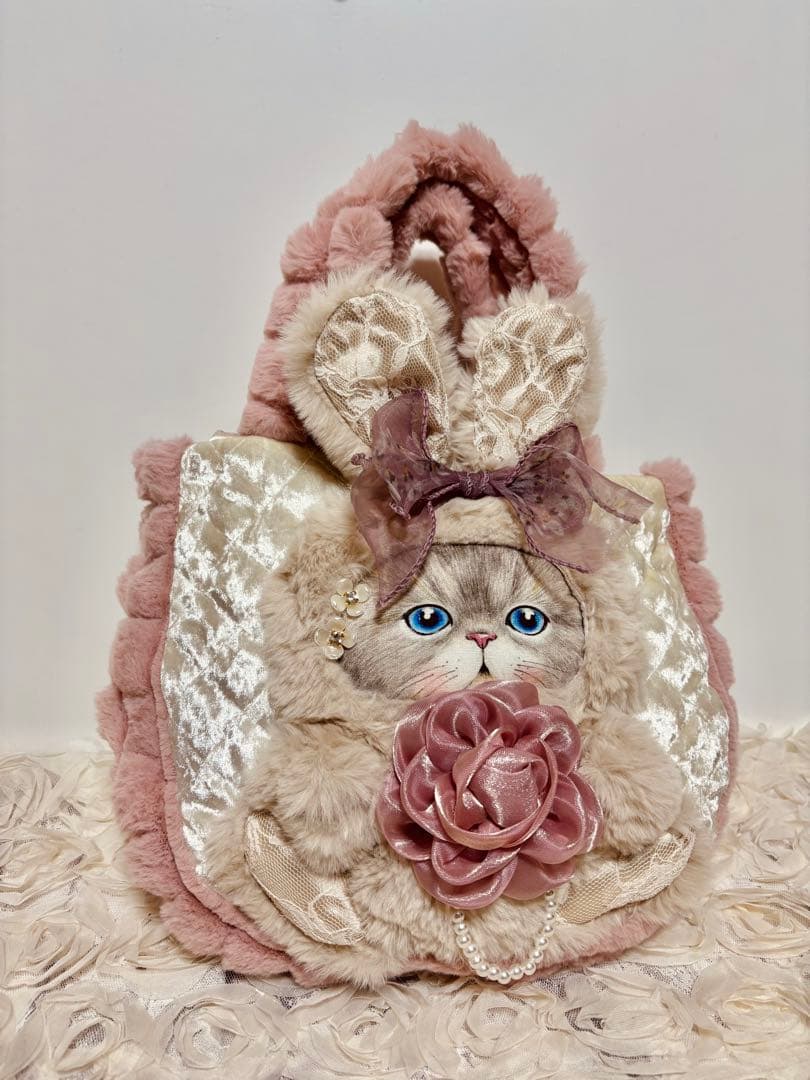 コヤンイサムチョン　ピンクファーの コロリンバッグ