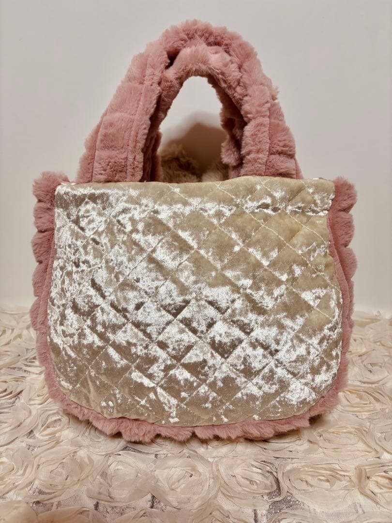 コヤンイサムチョン　ピンクファーの コロリンバッグ