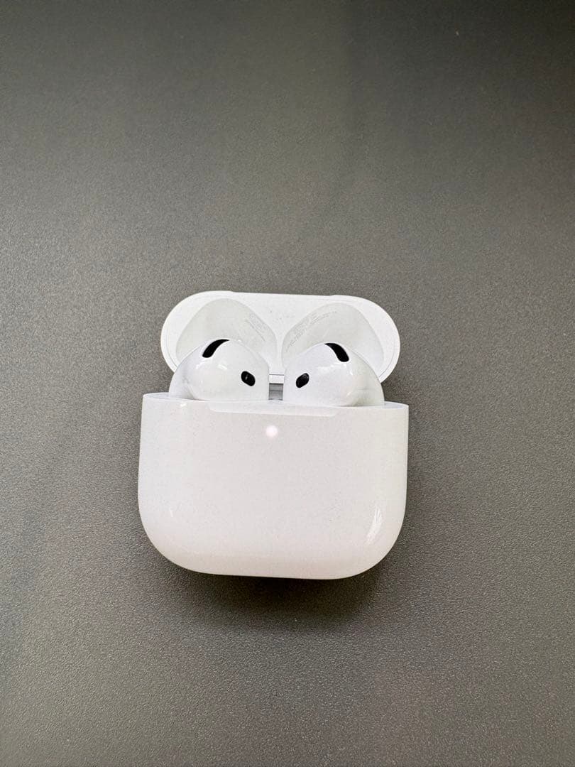 【訳あり】 AirPods 第4世代/ノイズキャンセリング対応/<No1902>