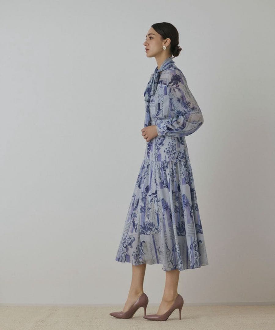 グレースコンチネンタル　ロゴフラワ－プリントボウタイワンピース　ダイアグラム