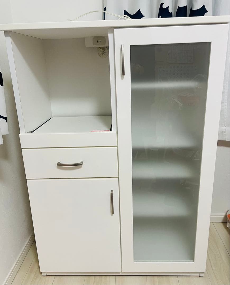 ニトリ　食器棚　ホワイト