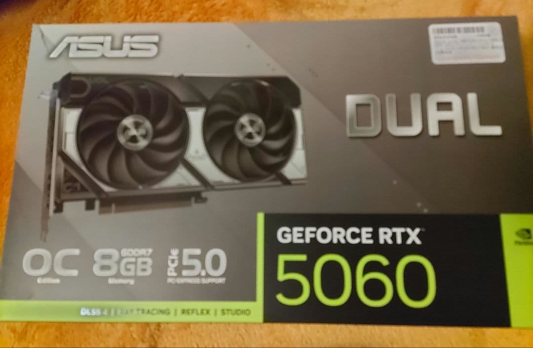 グラフィックボード・グラボ・ビデオカード ASUS GeForce RTX 5060 DUAL OC 8GB