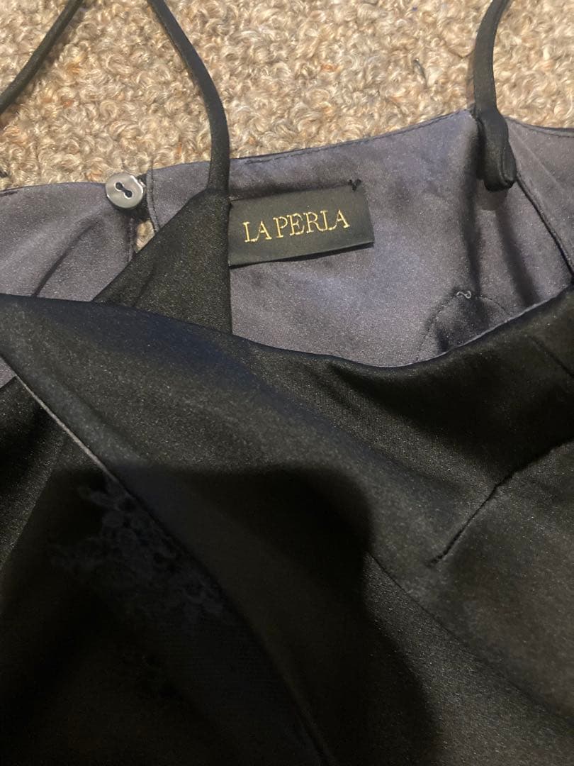 希少！LA PERLAラペルラ　シルクチェック柄キャミソール