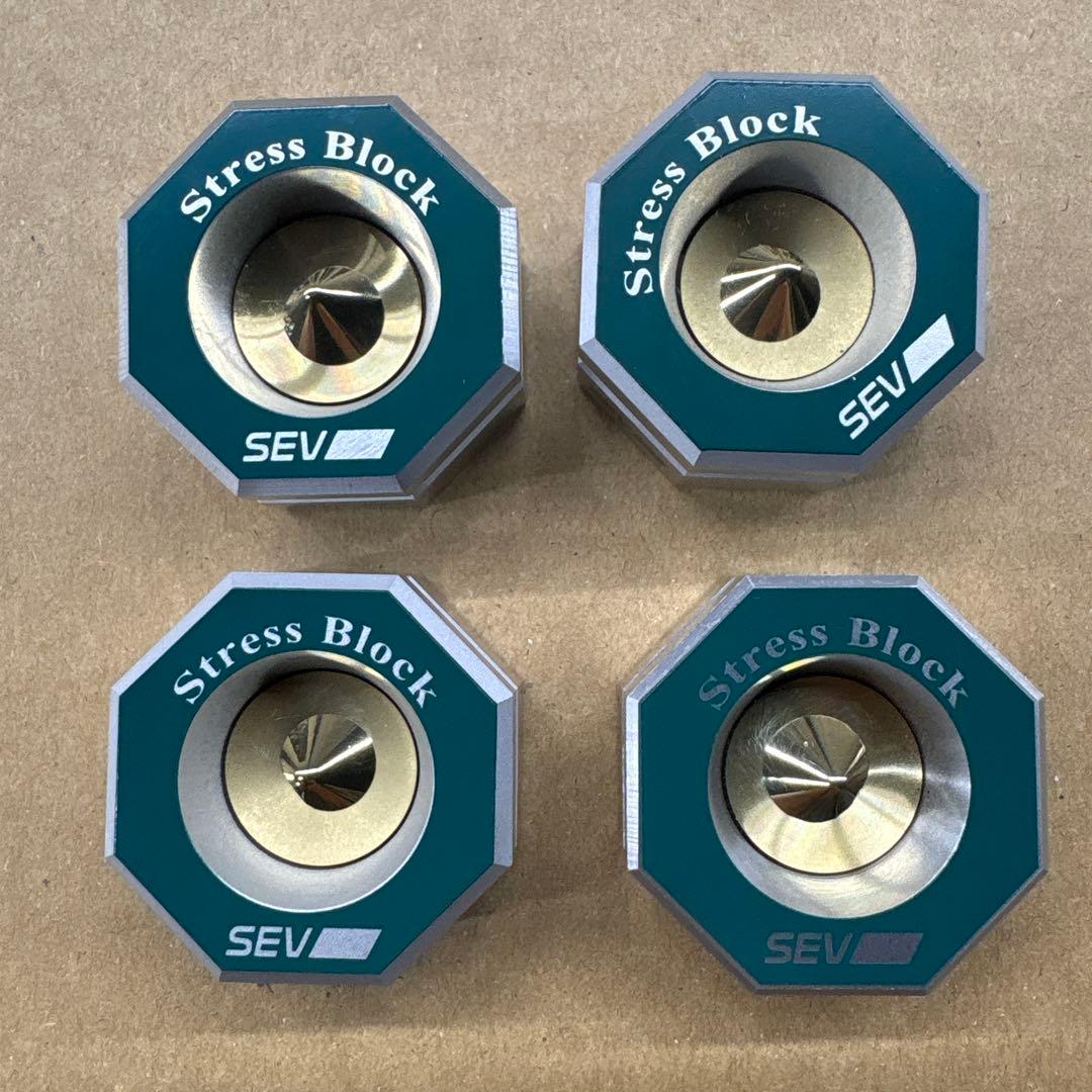 R*R様 美品？極上！SEV ストレスブロック 4個セット