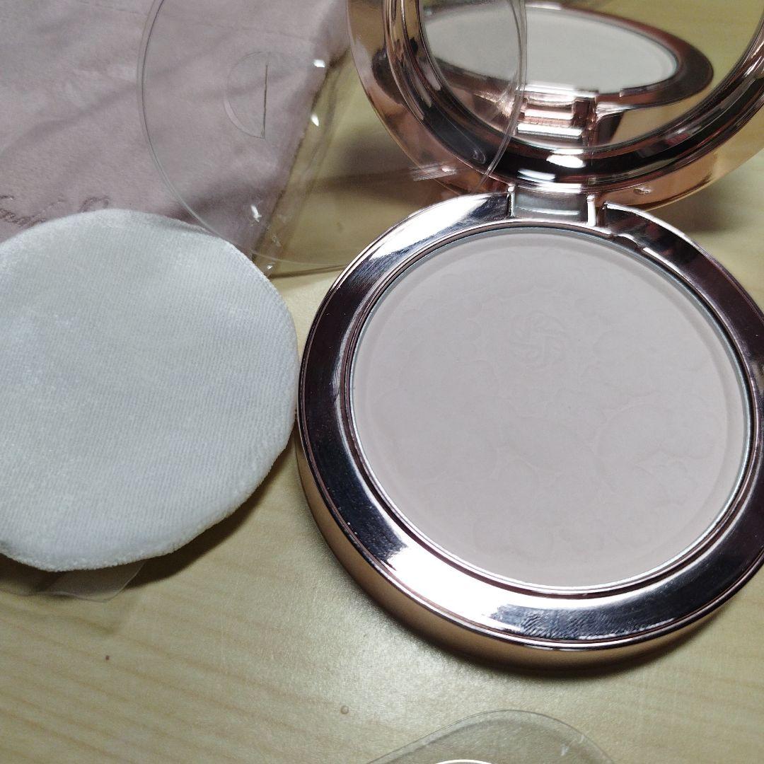 コスメデコルテ フェイスパウダー X IV マルセルワンダース2024