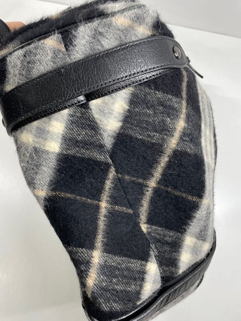 BURBERRY ブラック チェック柄 ハンドバッグ