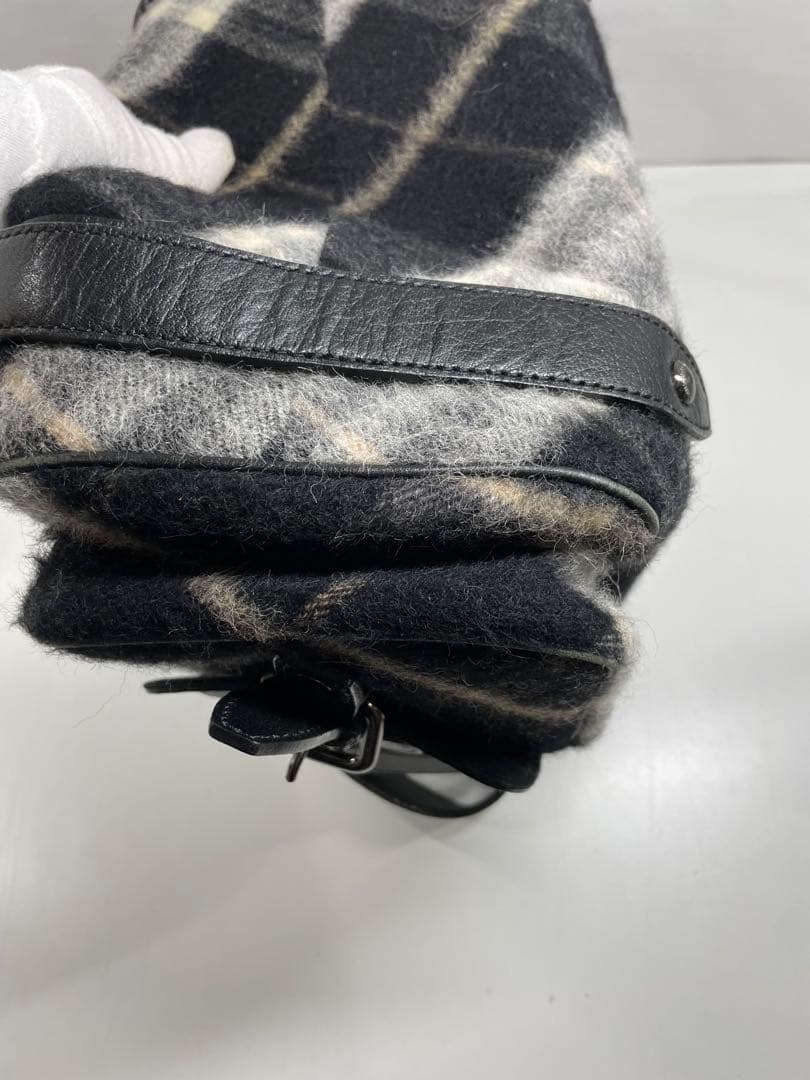BURBERRY ブラック チェック柄 ハンドバッグ
