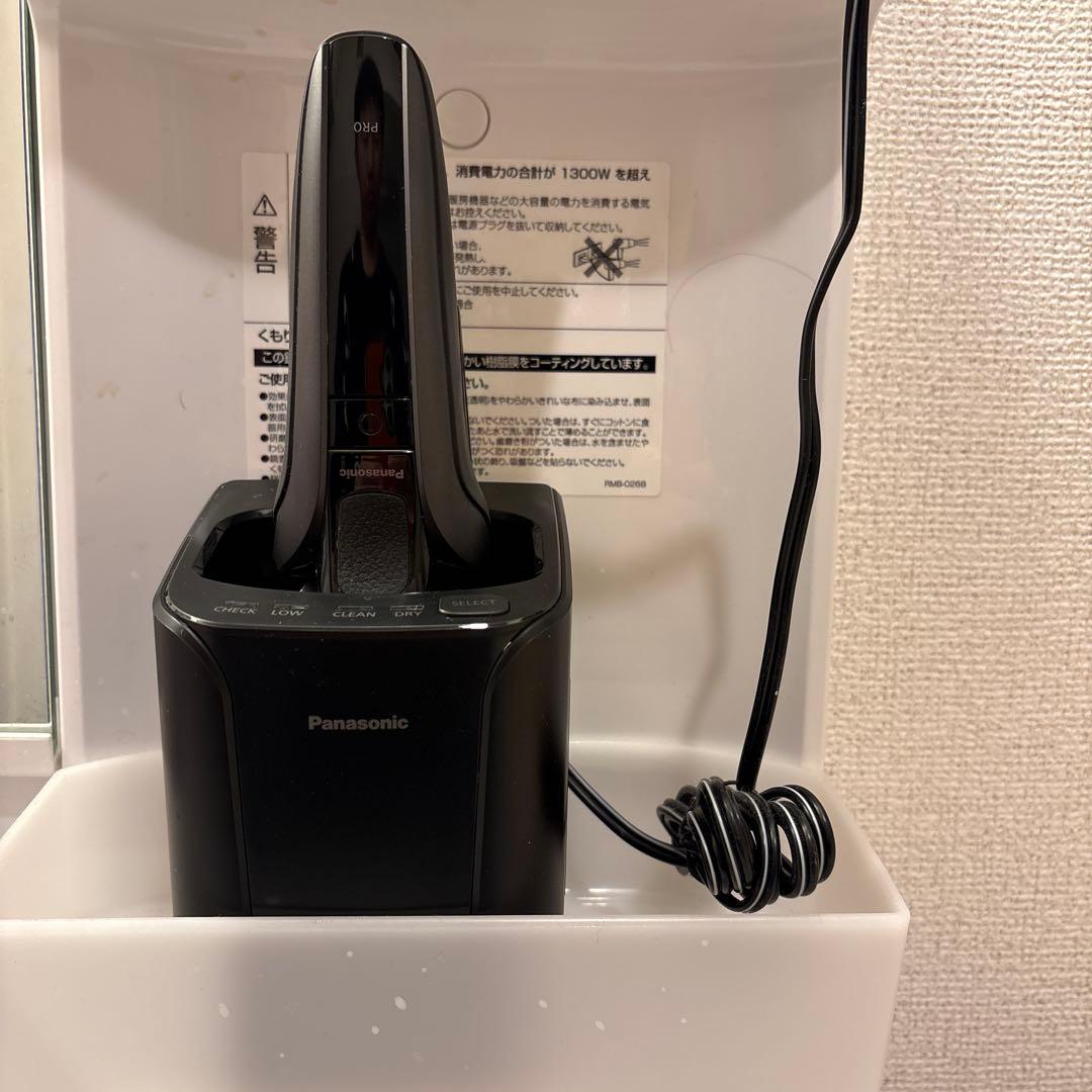 PanasonicラムダッシュPRO5 5枚刃電気シェーバー ES-LV7W-K
