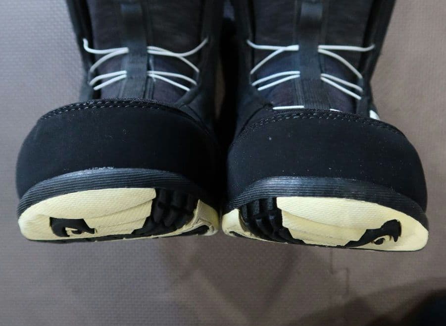 女性用スノーボードブーツ ボアシステム ブラック