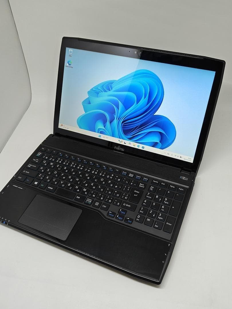 【FUJITSU】爆速 Core i7/新品SSD128GB 16GB D12