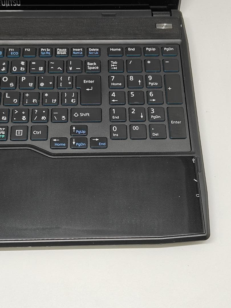 【FUJITSU】爆速 Core i7/新品SSD128GB 16GB D12