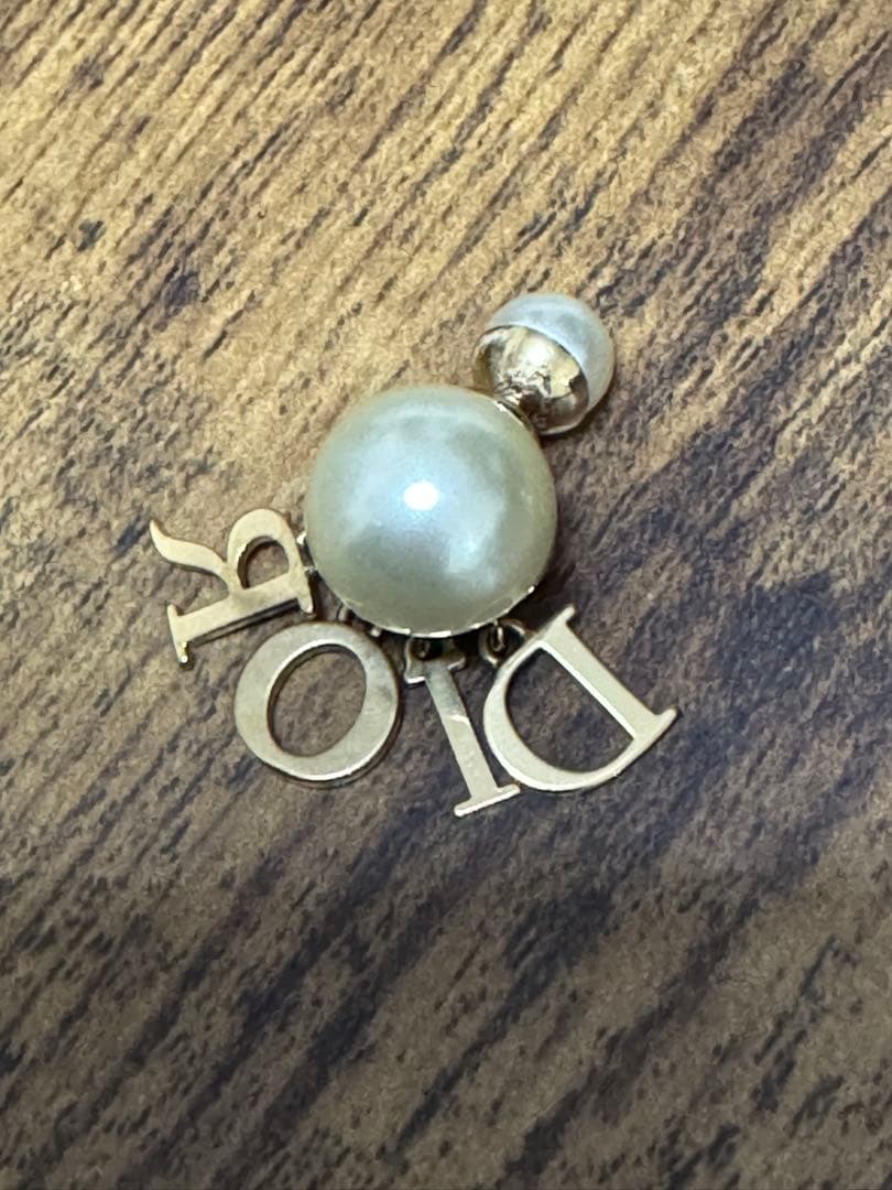 ⭐️専用Dior ディオール トライバル レジンパール クリスタル ゴールド 片耳