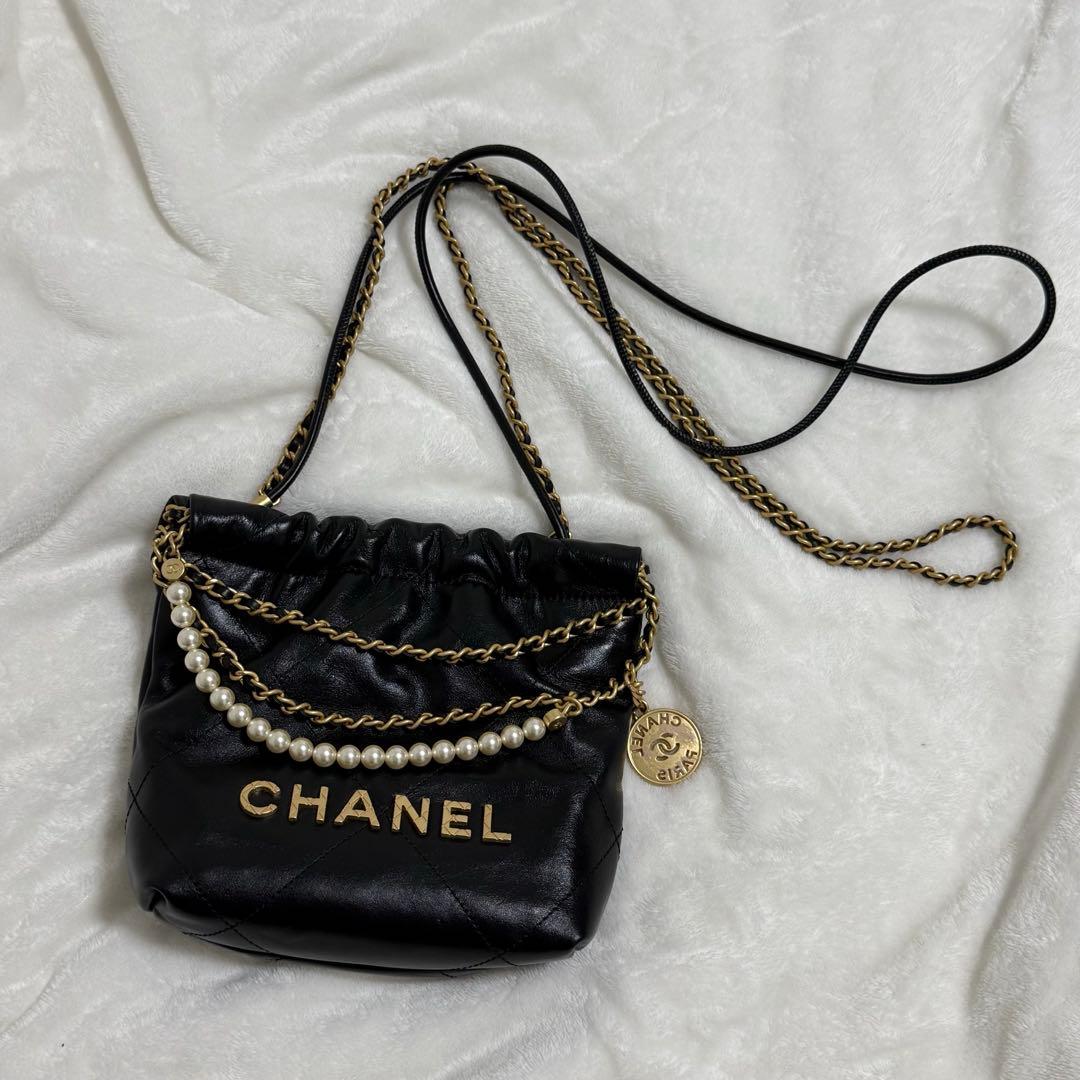 ブラック ミニバッグ　ノベルティ　ショルダーバッグ　CHANEL好きな方おすすめ