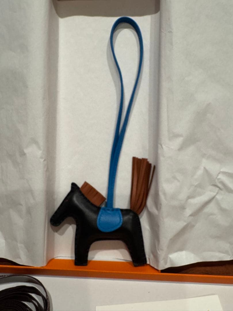 HERMES ロデオチャーム