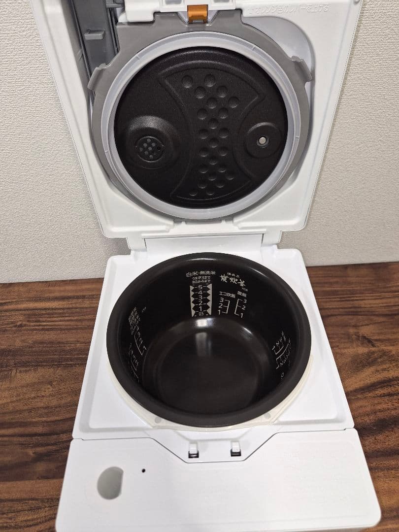 三菱 蒸気レス炊飯器 5.5合 NJ-XSC10J-W 2023年製