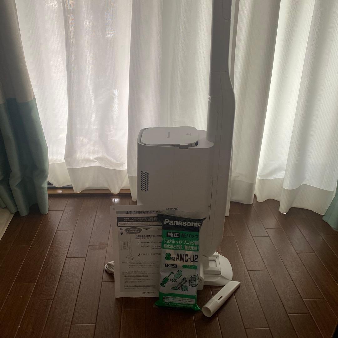 Panasonic コードレス掃除機　スティッククリーナー2023年