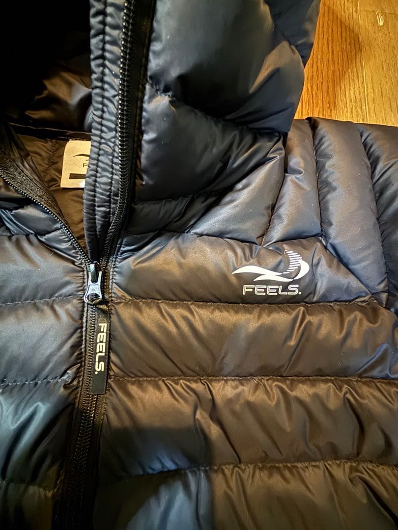 FEELS 上杉柊平 ブラック ダウンジャケット Mサイズ