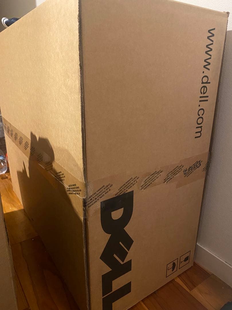 DELL 27インチ 4Kモニター 本体UltraSharp U2720QM