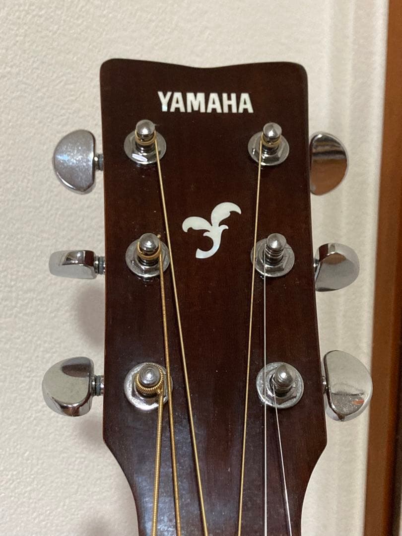 ギター YAMAHA FG-820
