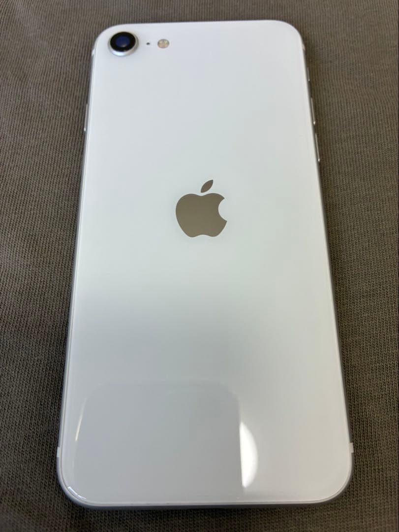 S*）様 iPhone Apple ホワイト　ソフトバンク