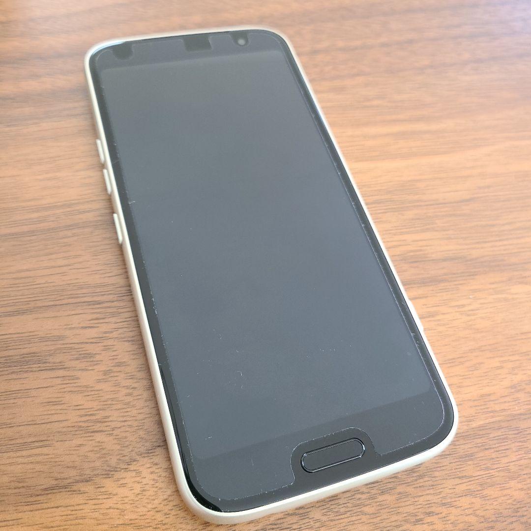 【美品】NTT docomo らくらくスマホ F-53E ゴールド　ケース付き