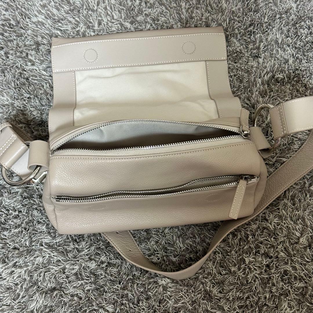 ビアズリー　ショルダーバッグ