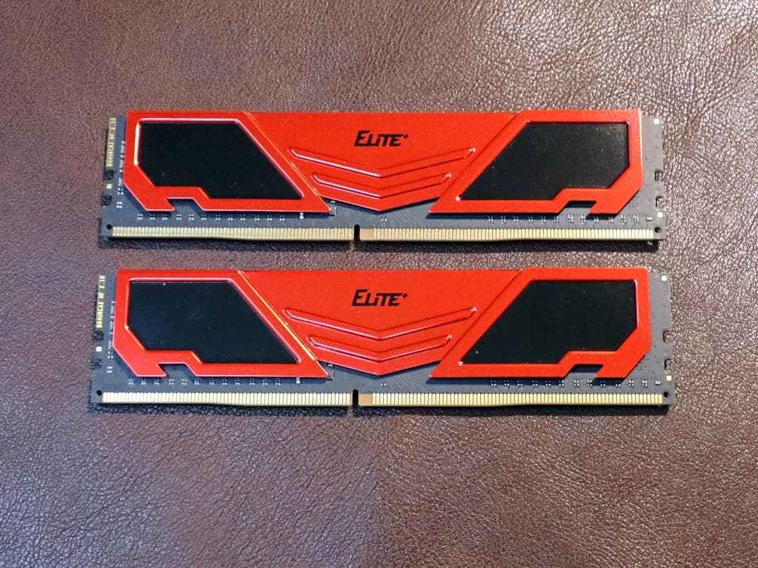 Elite DDR4 メモリー 16GB (8gb×2)