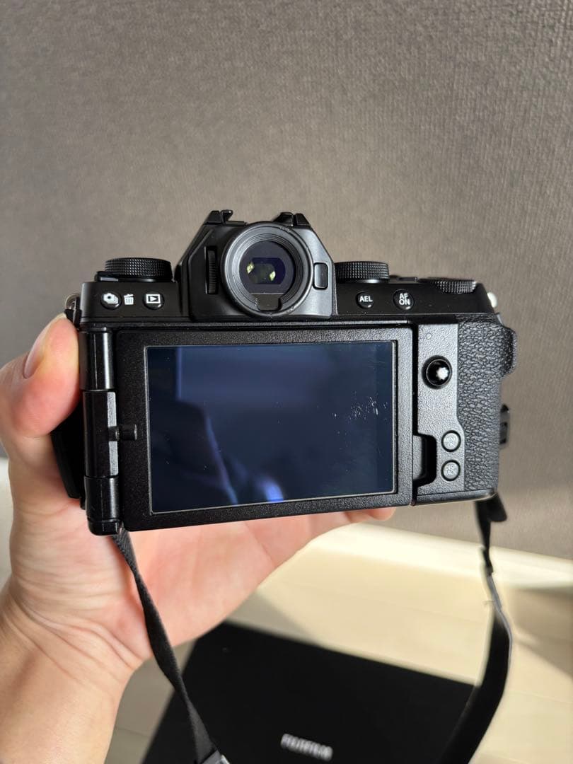 Fujifilm X-S10 ミラーレス一眼 本体