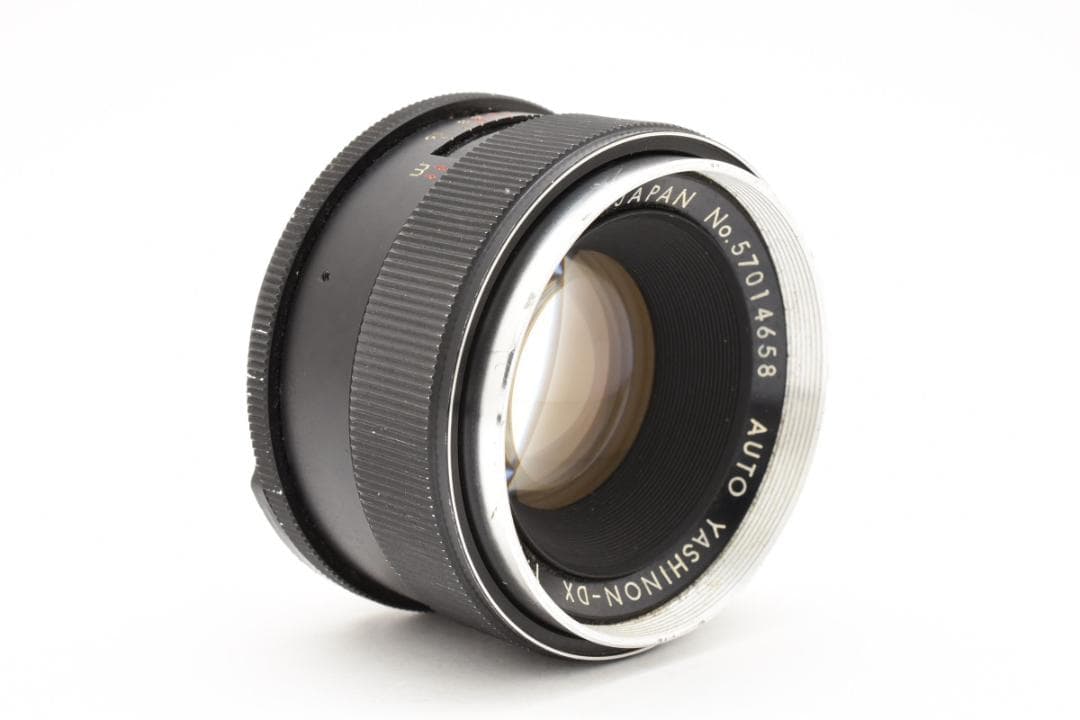 ◎フレア◎ YASHICA YASHINON-DX 50mm F1.7 C049