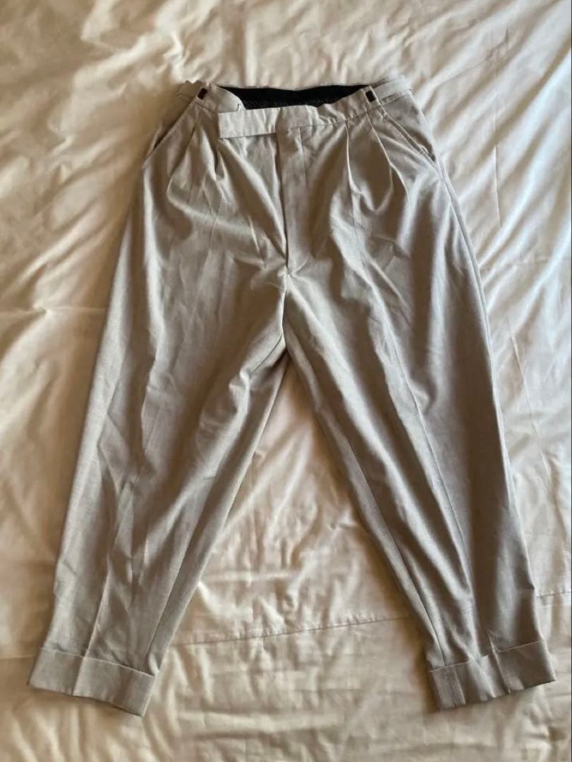 ベージュ ノーカラージャケットとパンツセット　new order