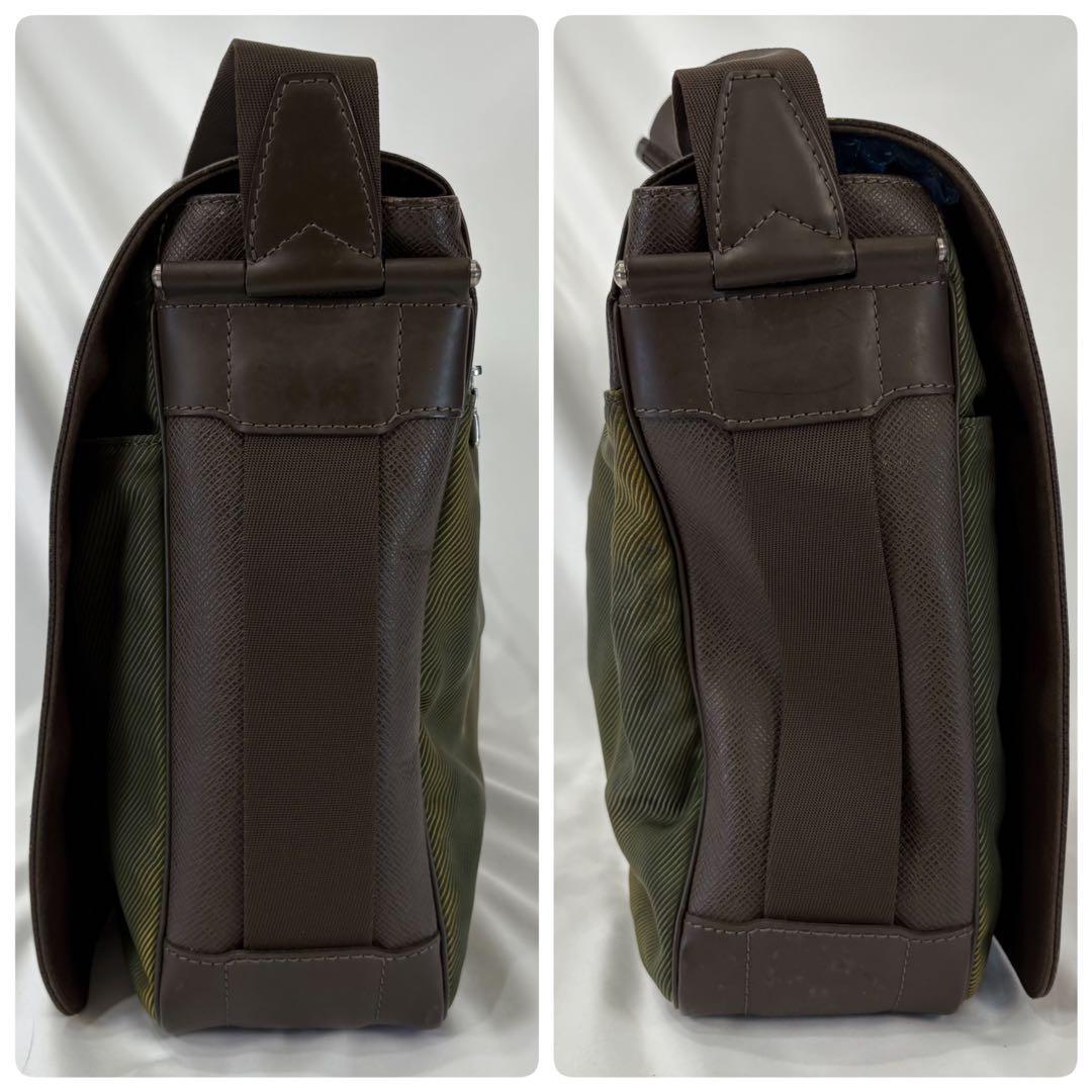 ルイヴィトン　ヴィクトール　タイガ　メッセンジャーバッグ　M30142