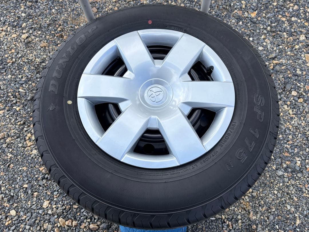 【新車外し】トヨタハイエース純正 15インチ ダンロップ SP175 4本