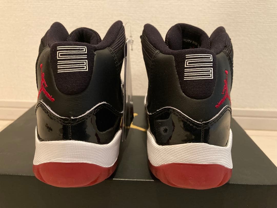 【新品未使用】Air Jordan 11 ブレッド　エアジョーダン　21cm