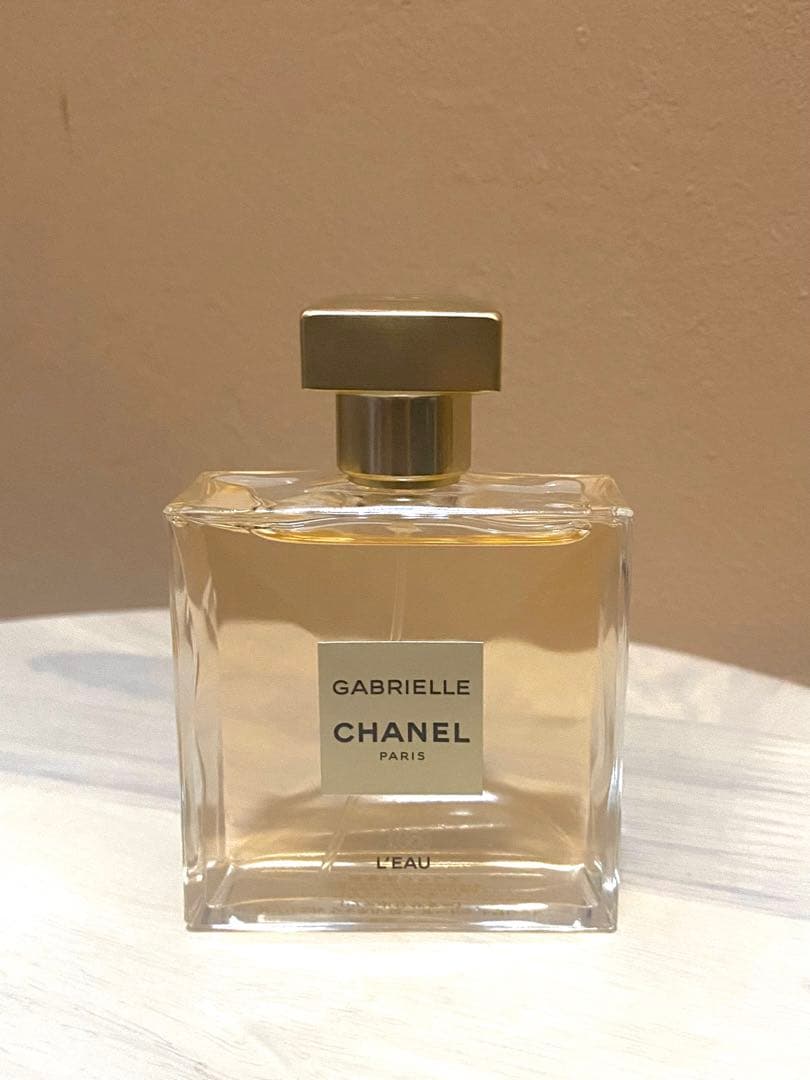 シャネル　ガブリエル　エッセンス　オードゥパルファム　（ヴァポリザター）50ml