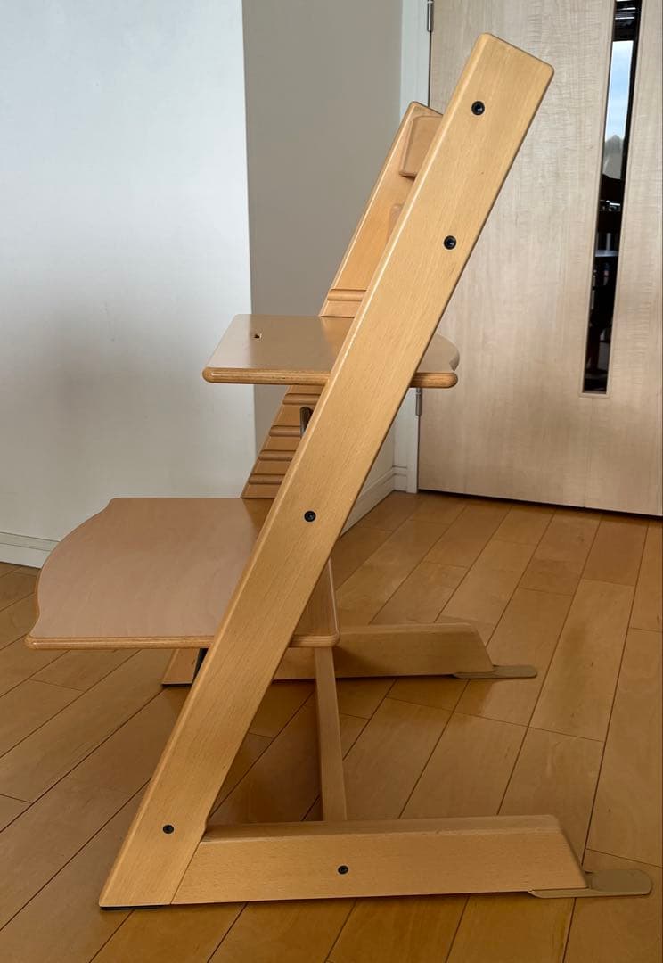 ナチュラルウッド ベビーチェア 高さ調整可能