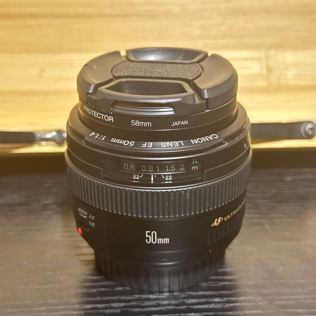 Canon 単焦点レンズ EF50mm F1.4 USM EFマウント