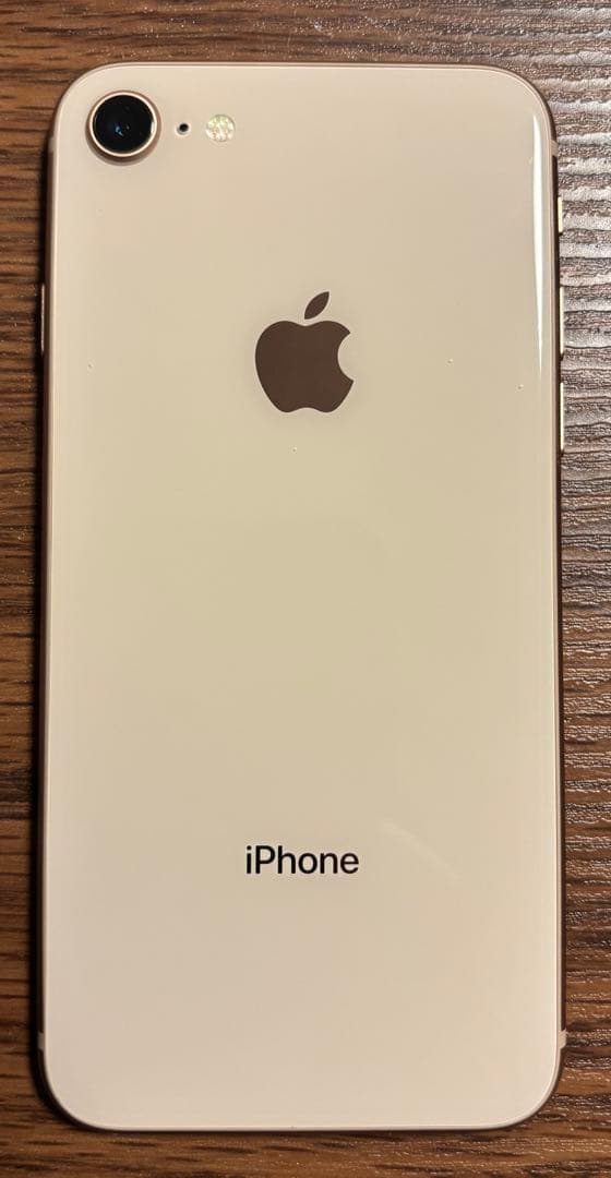 【美品】iPhone 8 64GB SIMフリー（バッテリー82%/判定◯）