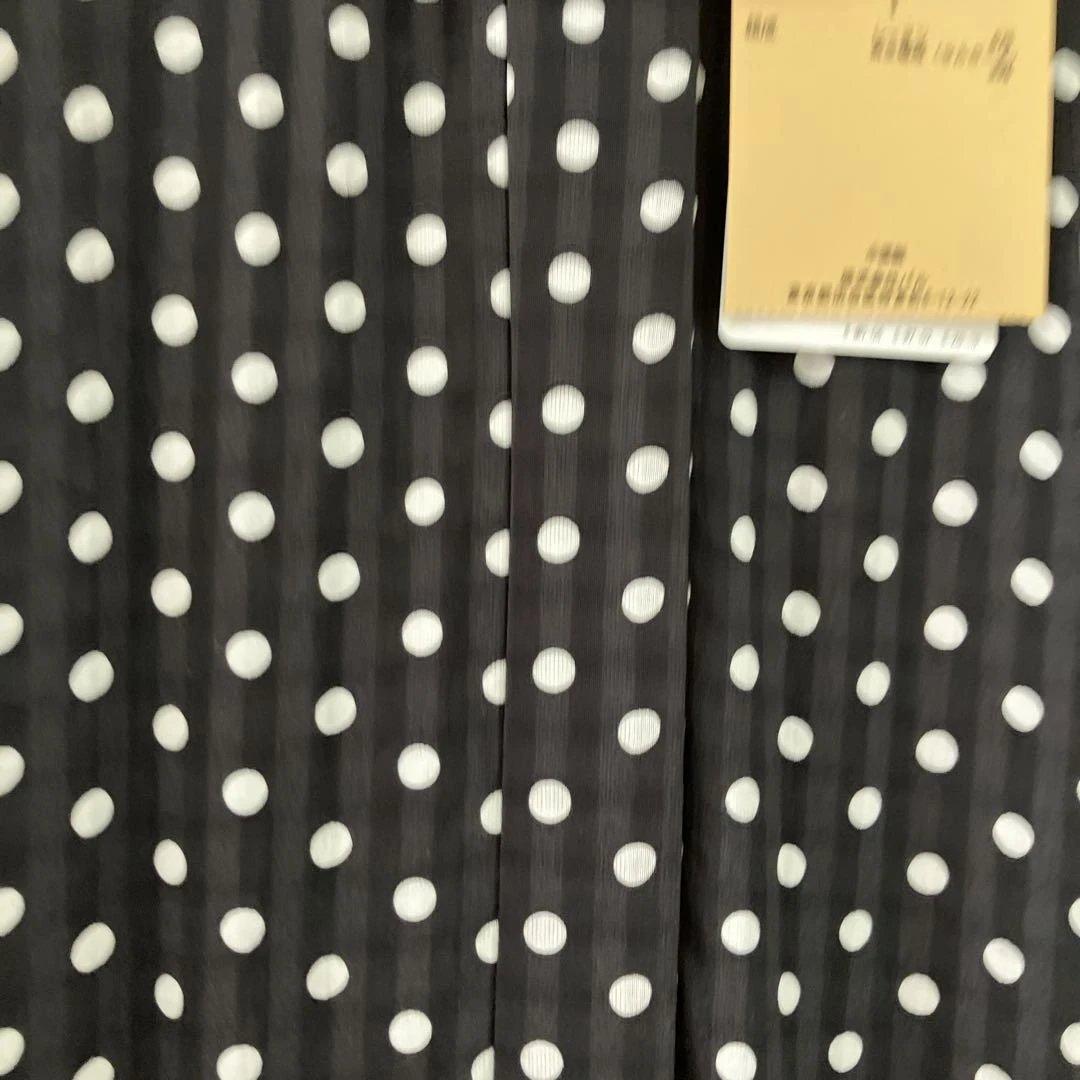 新品未使用 ビアズリー 水玉模様の長袖フレアワンピース