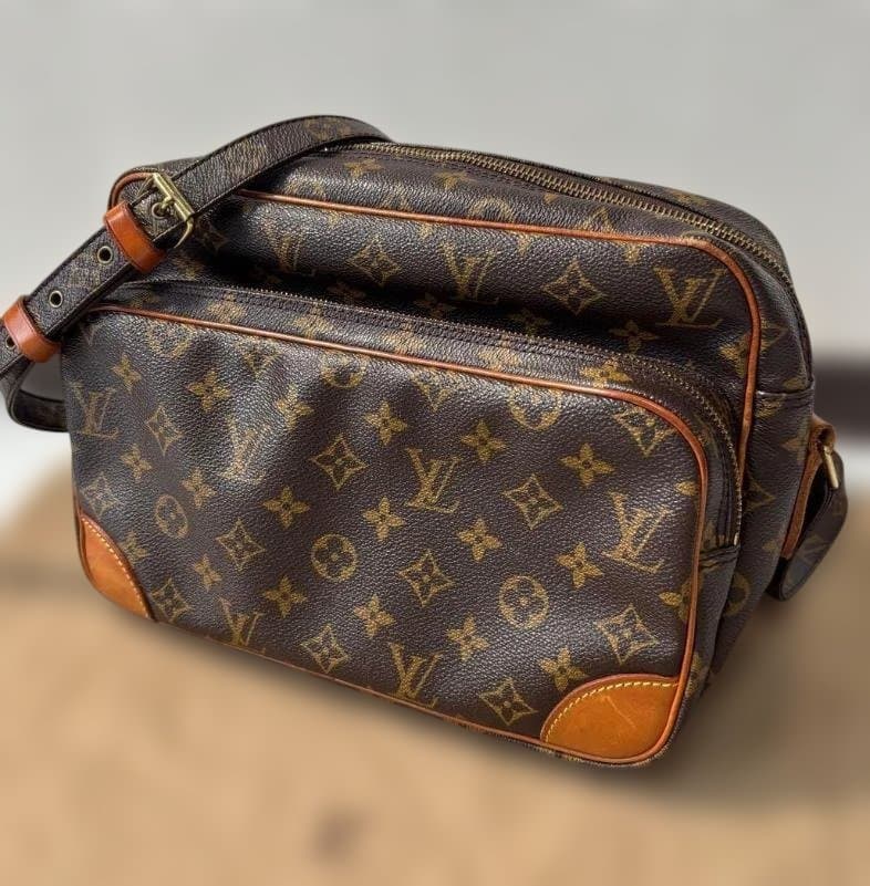 ルイヴィトン　LOUIS VUITTON ナイル　ショルダー　クロスボディバッグ