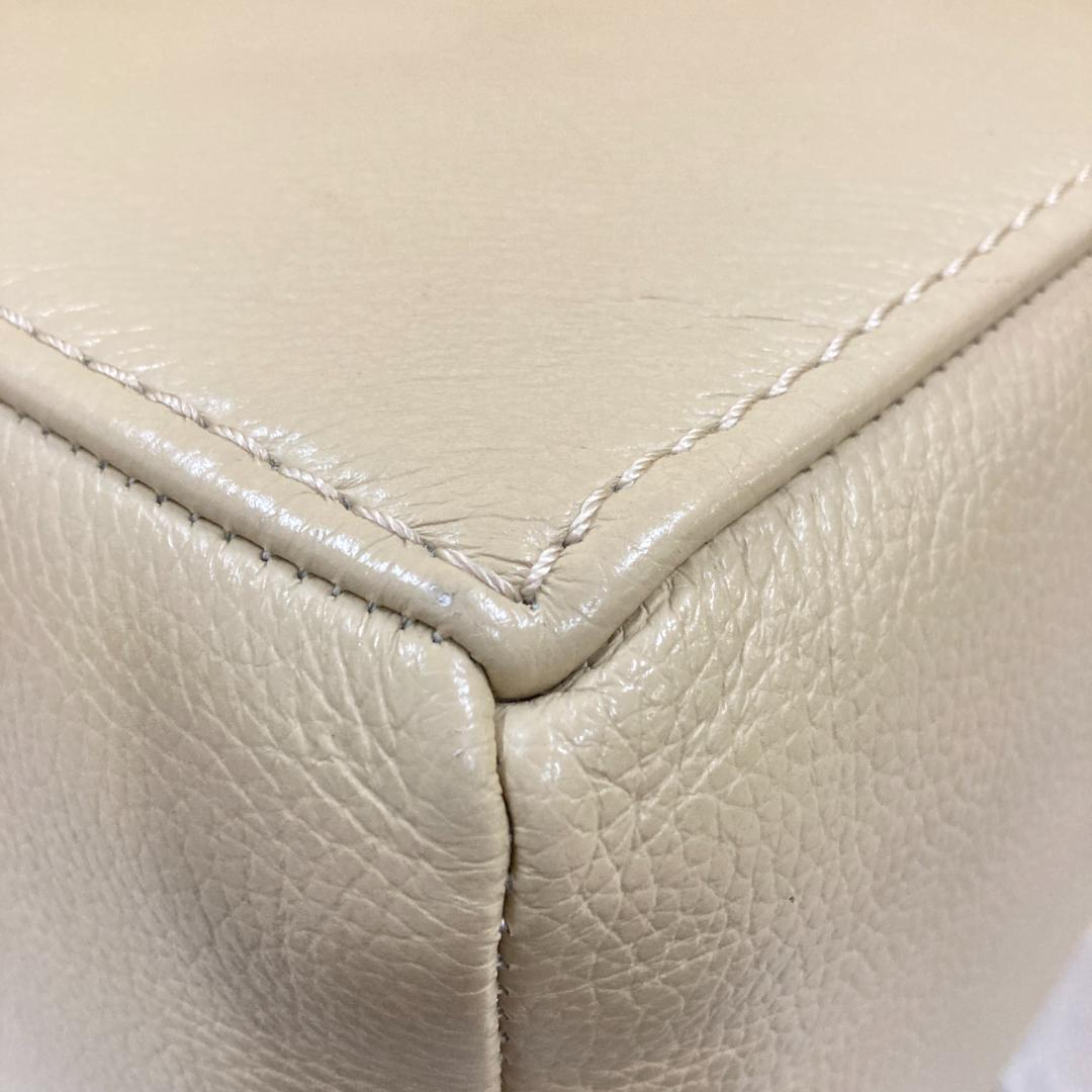 IDC大塚家具　総革　スツール　オットマン ベージュ系