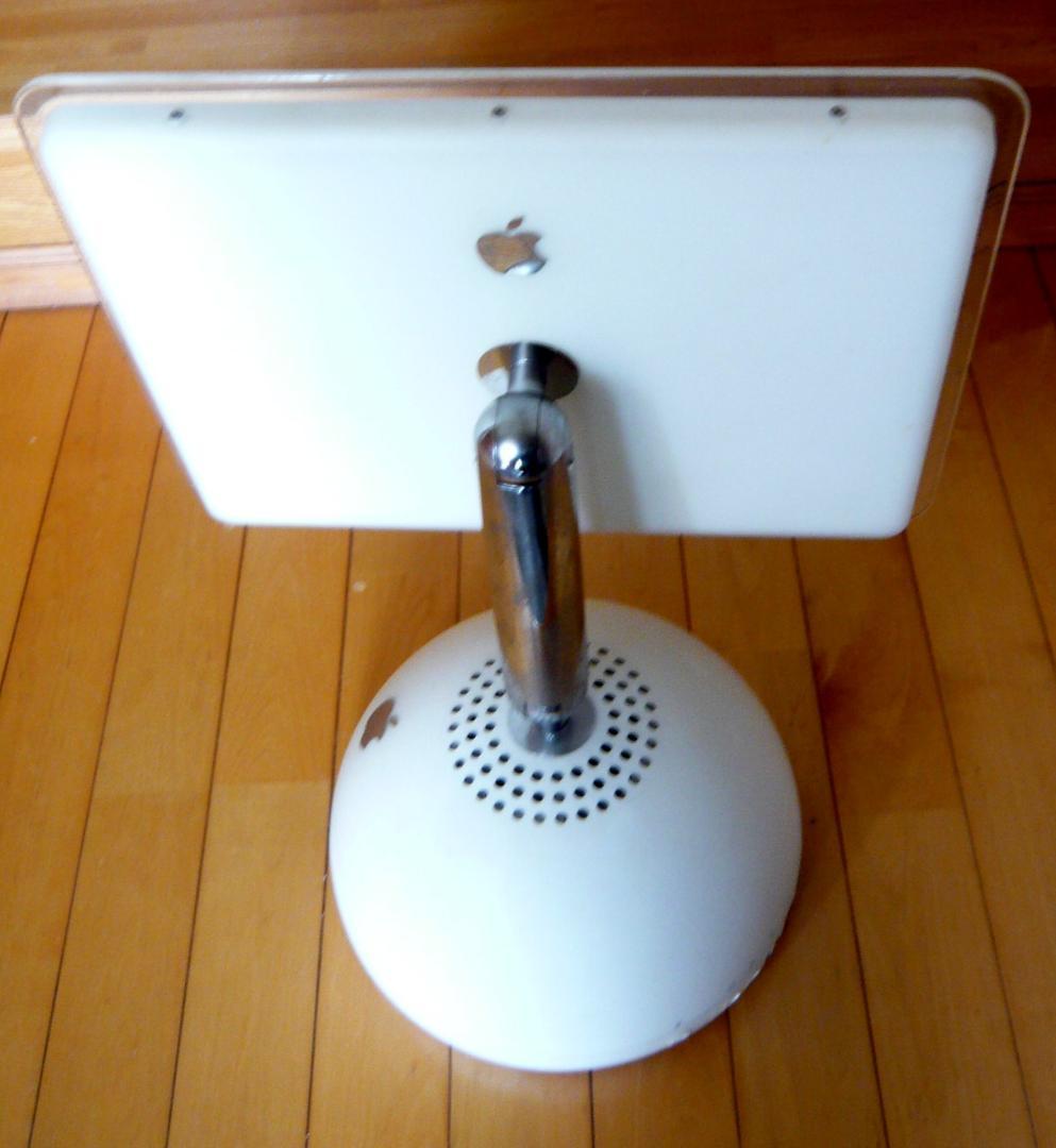 iMac G4 700MHz/ 512MB/ 40GB/ Combo/15インチ